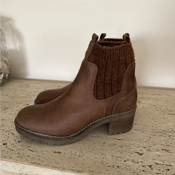 NWOB Steve Madden Apollo boots. Size 11. MSRP $100 - Picture 6 of 11